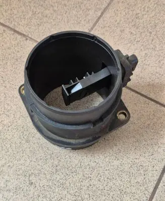 Hyundai ix35 Mass air flow meter 281642F000