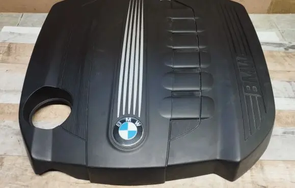 BMW 7 F01 F02 F03 F04 Engine cover (trim) 13717800575 112520