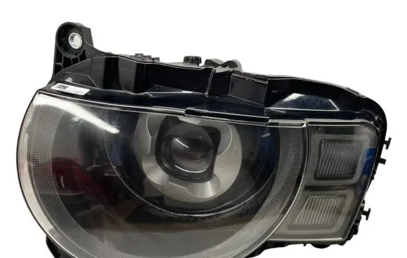 Land Rover Defender Headlight/headlamp 11840010020 L8B213W030