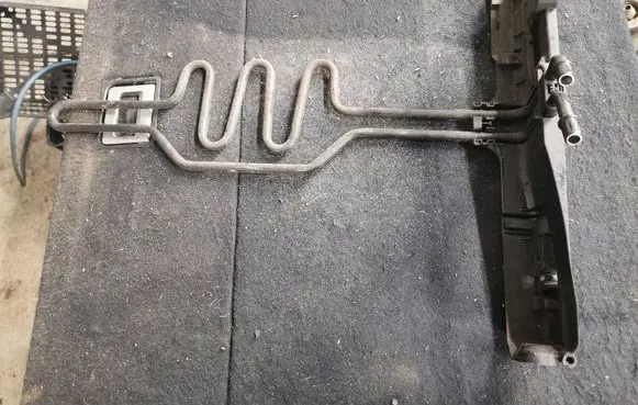 BMW 3 E90 E91 Power steering radiator 1710752491211 PA66GF30 7524912