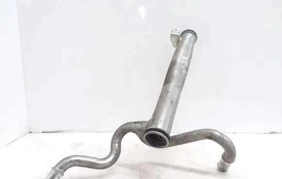 Volvo XC60 Engine coolant pipe/hose