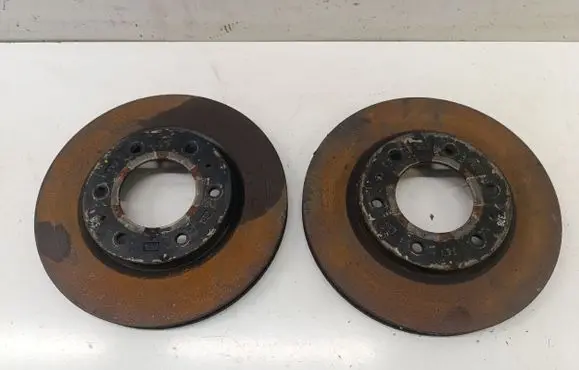 Mitsubishi L200 Front brake disc