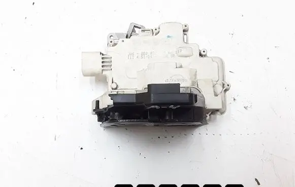 Audi A4 S4 B7 8E 8H Front door lock 8E0839016AA