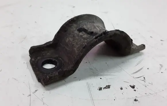 Mercedes-Benz ML W163 Sway bar bush bracket, front 