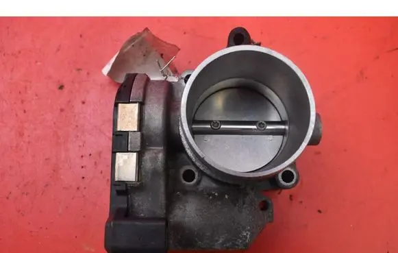 Audi A3 S3 8L Throttle body valve 06A133062C