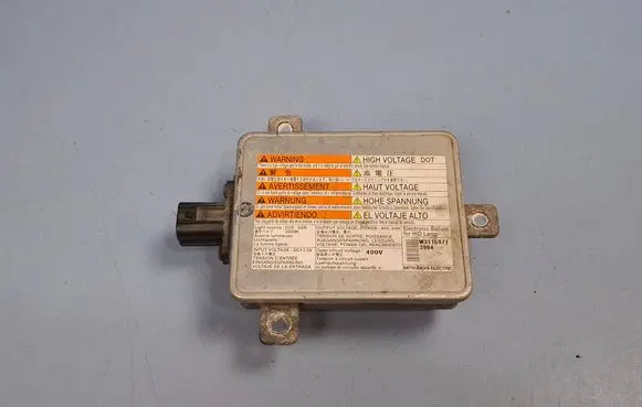 Suzuki Grand Vitara II Headlight ballast module Xenon 3526165J00 3512065J10 W3T15971