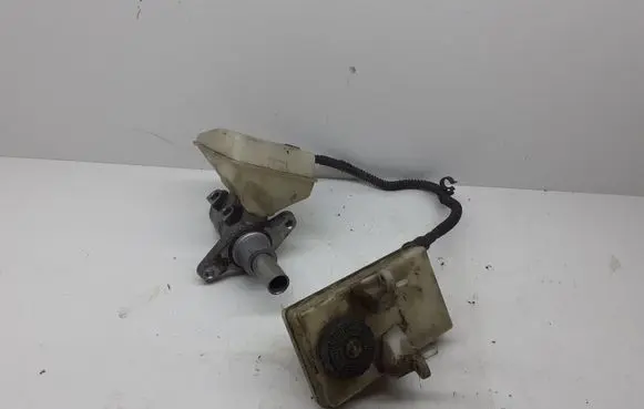 Citroen C4 I Picasso Master brake cylinder 9654002180