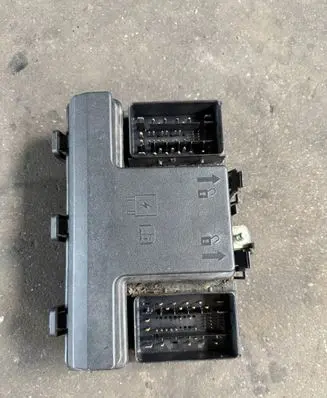 Ford S-MAX Fuse box set F2GT14A067EC
