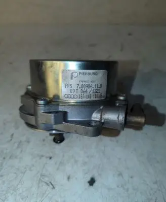 Audi A4 S4 B8 8K Vacuum pump 057145100AF