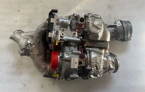 Mercedes-Benz E W213 Supercharger 10009700414 A6540906401