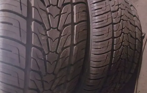 Audi Q7 4L R18 summer tire 25555R18 2VNT
