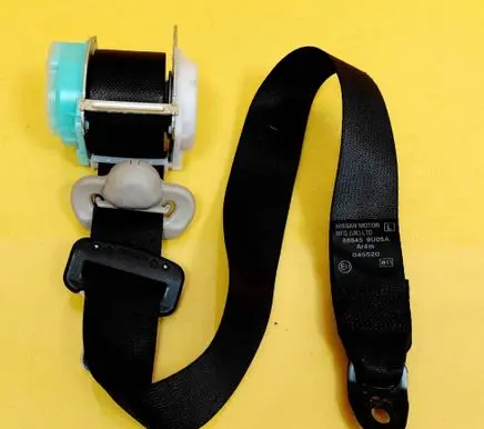 Nissan Note (E11) Rear seatbelt 888459U05A