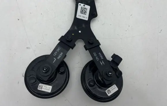 Ford Escort Horn signal N1WT13A803AD