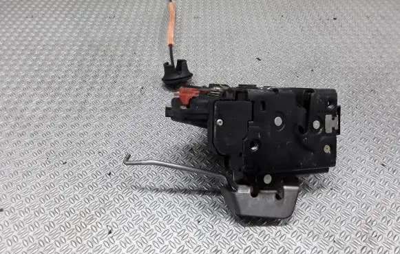 Audi A4 S4 B6 8E 8H Rear door lock