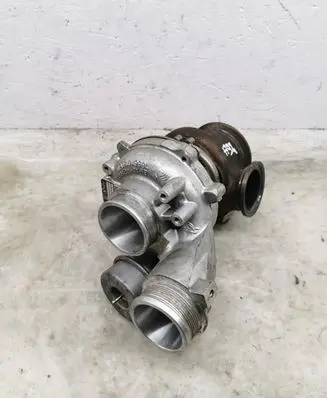 Mercedes-Benz C AMG W205 Turbo A1770900080