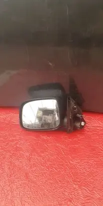 Isuzu D-Max Front door electric wing mirror 010717