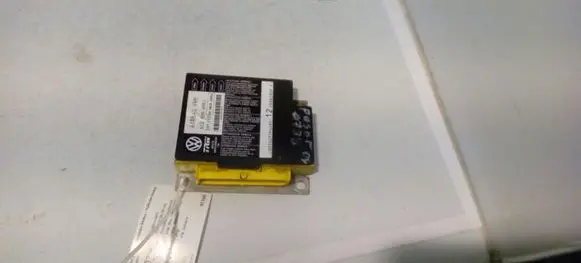 Volkswagen PASSAT B6 Airbag control unit/module 3C0909605J 391130