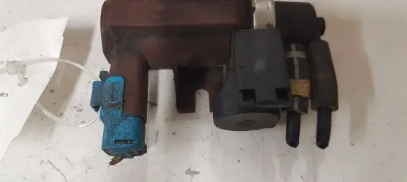 Citroen C5 Turbo solenoid valve 70096803 9652570180