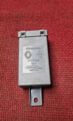 Renault Laguna I Window control relay 7700822928
