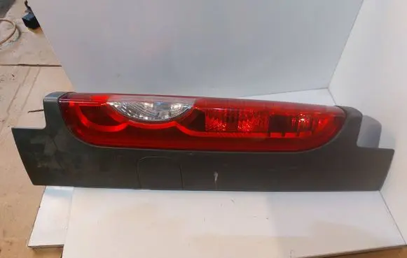Opel Vivaro Rear/tail lights 265A60118R 93857722