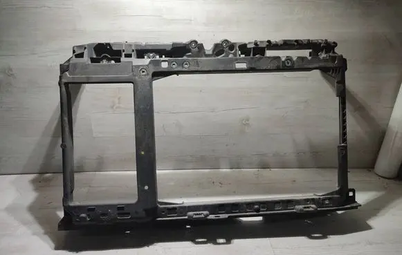 Peugeot 2008 II Radiator support slam panel 9823718480