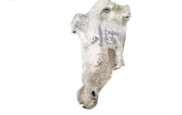 Mercedes-Benz E W212 Engine mounting bracket A6512233504