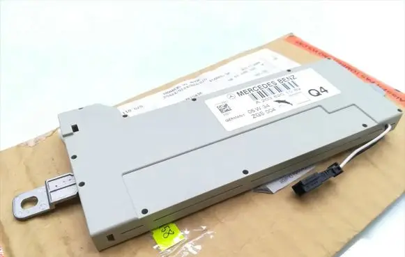 Mercedes-Benz C W202 Aerial antenna amplifier A2038201089