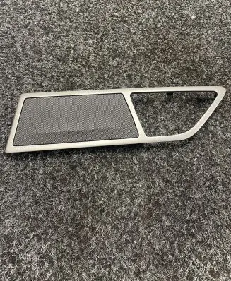 BMW 7 G11 G12 Side speaker trim/cover 7398880