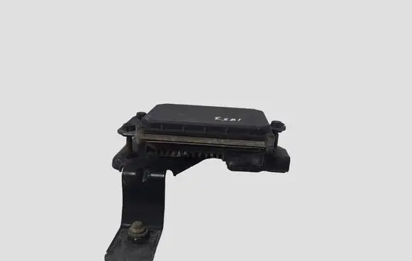 Volvo V50 Distronic sensor radar AG9N9G768BC 31334510 31252833