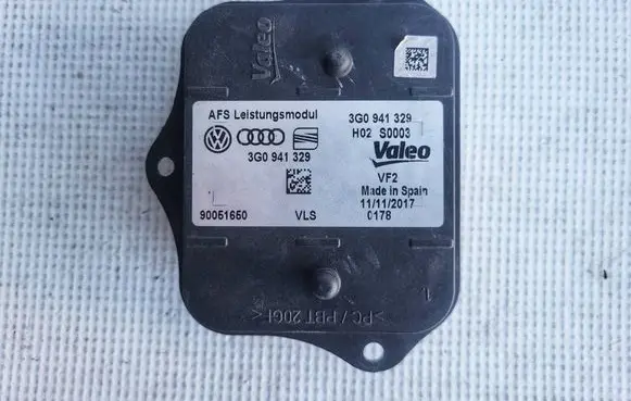 Volkswagen PASSAT B8 Headlight ballast module Xenon 3G0941329 90051650