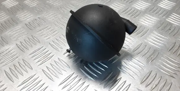Volkswagen Touareg I Vacuum air tank 054129808