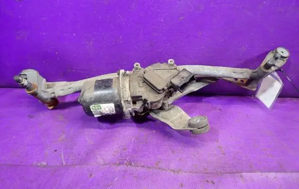 Renault Megane II Front wiper linkage and motor