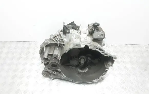 Volvo XC60 Manual 6 speed gearbox 1285373