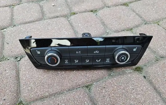 Opel Corsa F Interior fan control switch 39231172-
