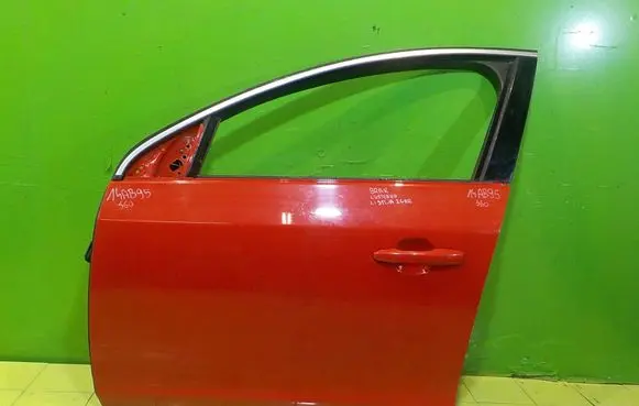 Volvo V70 Front door PRZOD LEWE