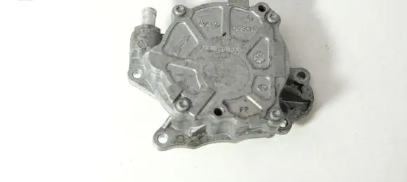Audi A4 S4 B8 8K Vacuum pump 03L145100F