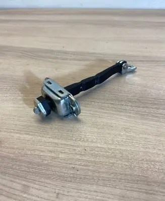 Toyota C-HR I Front door upper hinge