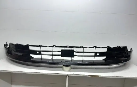Ford Explorer VI Front bumper lip R2KB17C831B