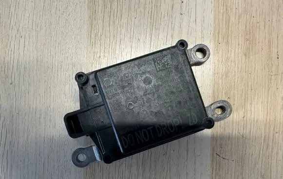 Distronic sensor radar