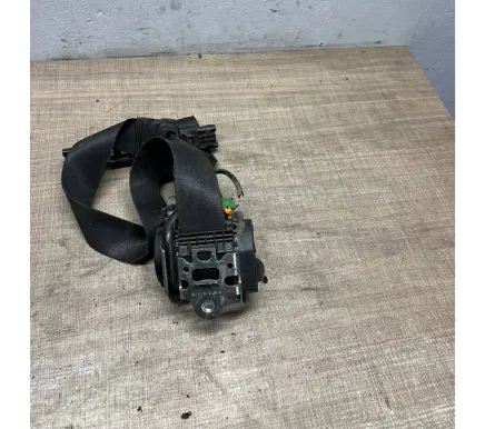 Mercedes-Benz Sprinter W906 Rear seatbelt A9068600285 046202