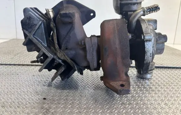 Nissan Juke I F15 Turbo 16289RH82728404