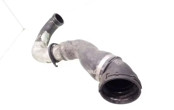 Intercooler hose/pipe