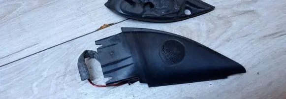 Volkswagen PASSAT B5.5 Side speaker trim/cover 3B0837994