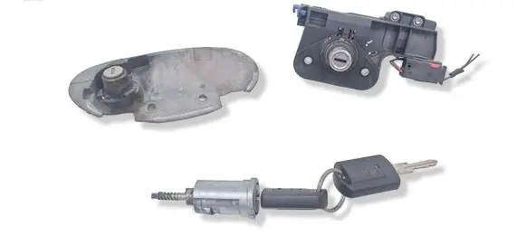 Opel Meriva A Ignition lock 13107754