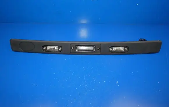 Volvo XC60 Tailgate/boot open switch button 