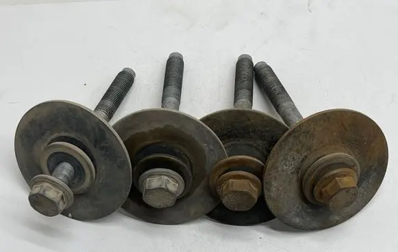 Volkswagen Transporter - Caravelle T6 Nuts/bolts 