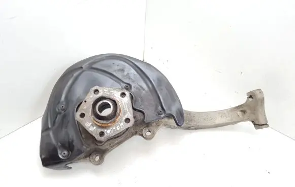 Volkswagen Touareg III Front wheel hub 4M0407559