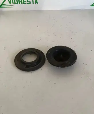 Peugeot 2008 I Rear coil spring rubber mount 