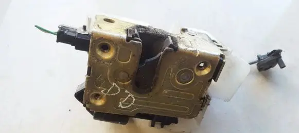 Front door lock