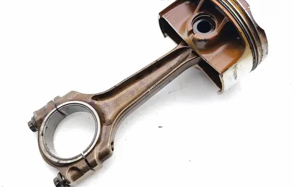 Maserati Quattroporte Piston with connecting rod 724212